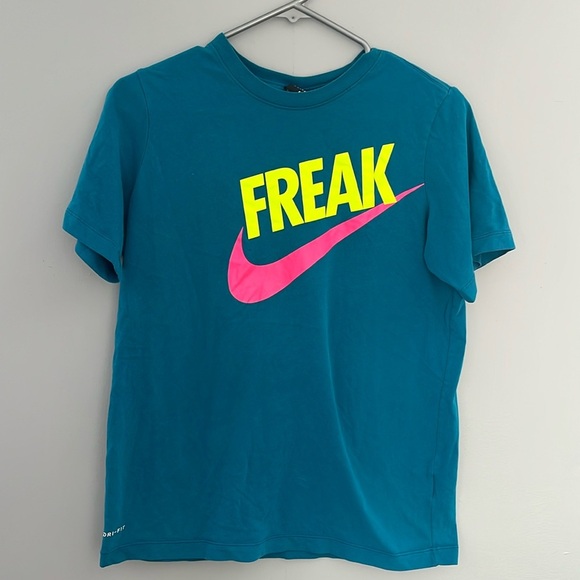 Nike “FREAK” Dri-Fit T-Shirt size XL - Picture 1 of 6